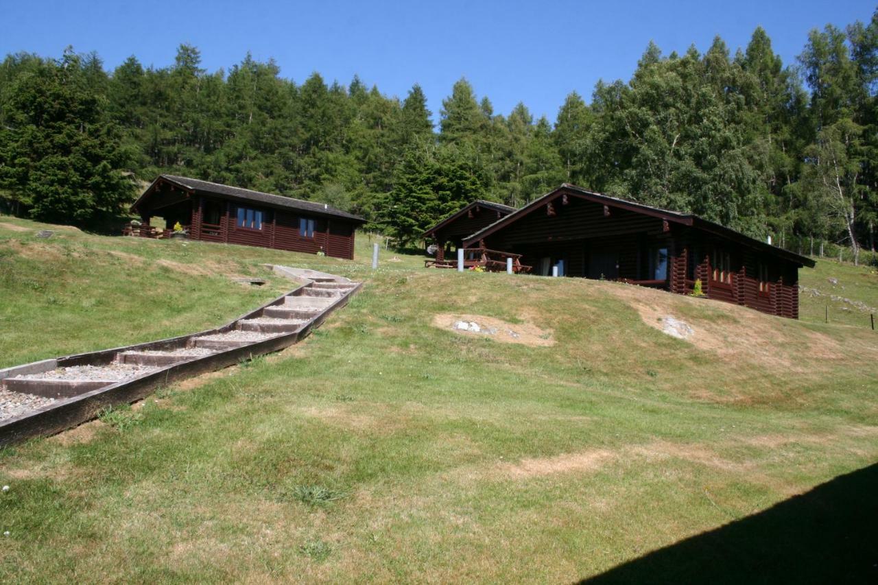 Highgarry Lodges Invergarry Exterior foto